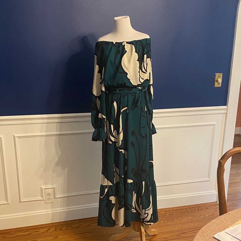 Premier Amour Elegant Teal and White Off-Shoulder Dress